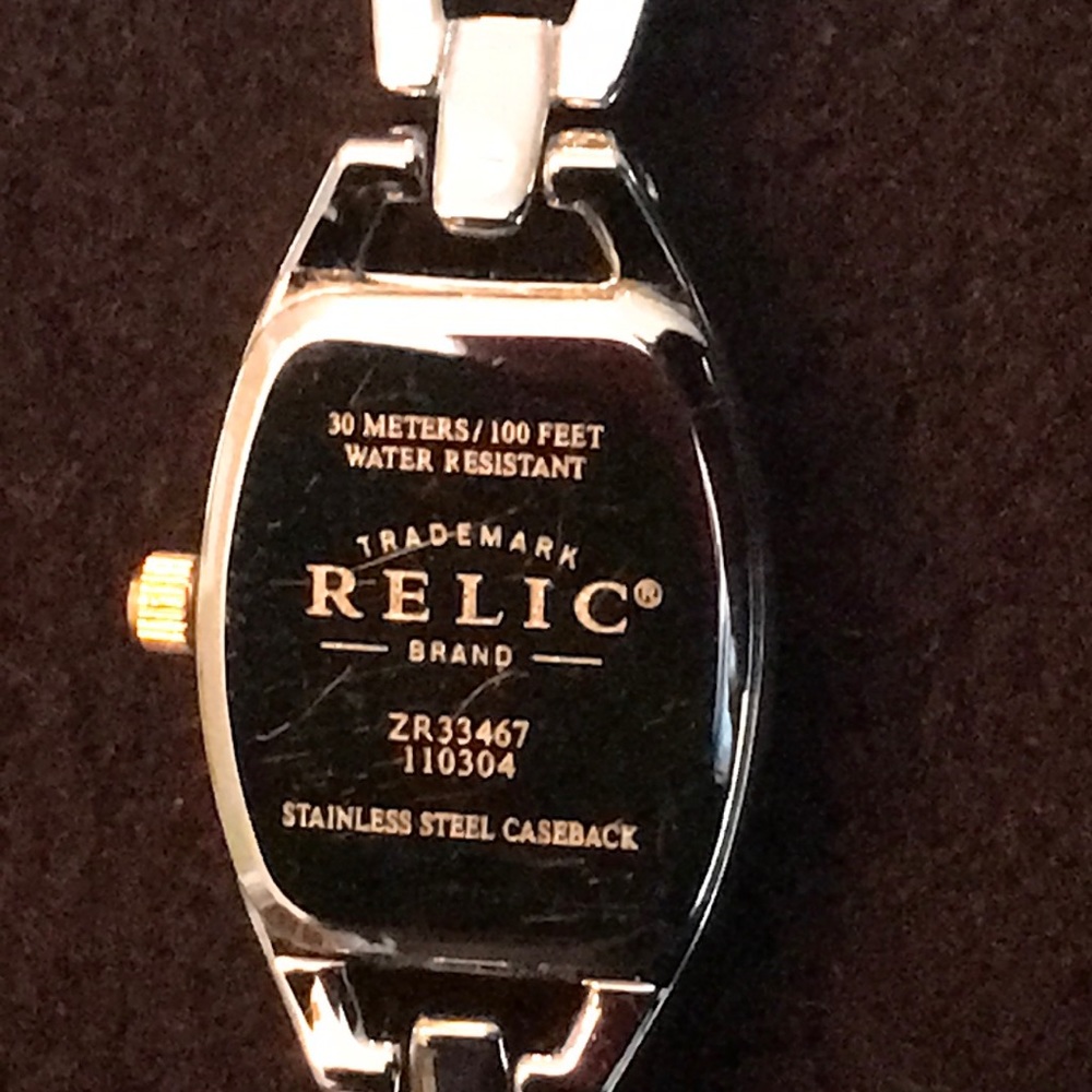 Relic Women’s Watch - Picture 3 of 3
